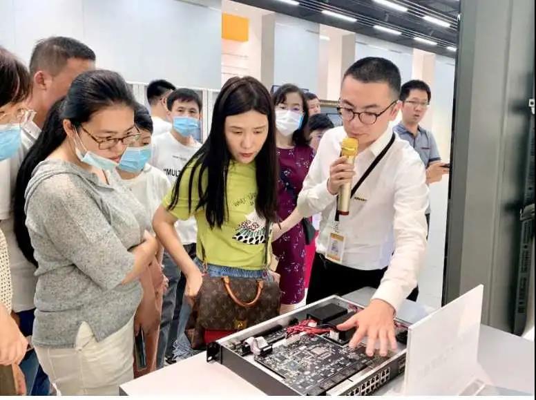 99499����˹(�й�)���޹�˾��ҳ