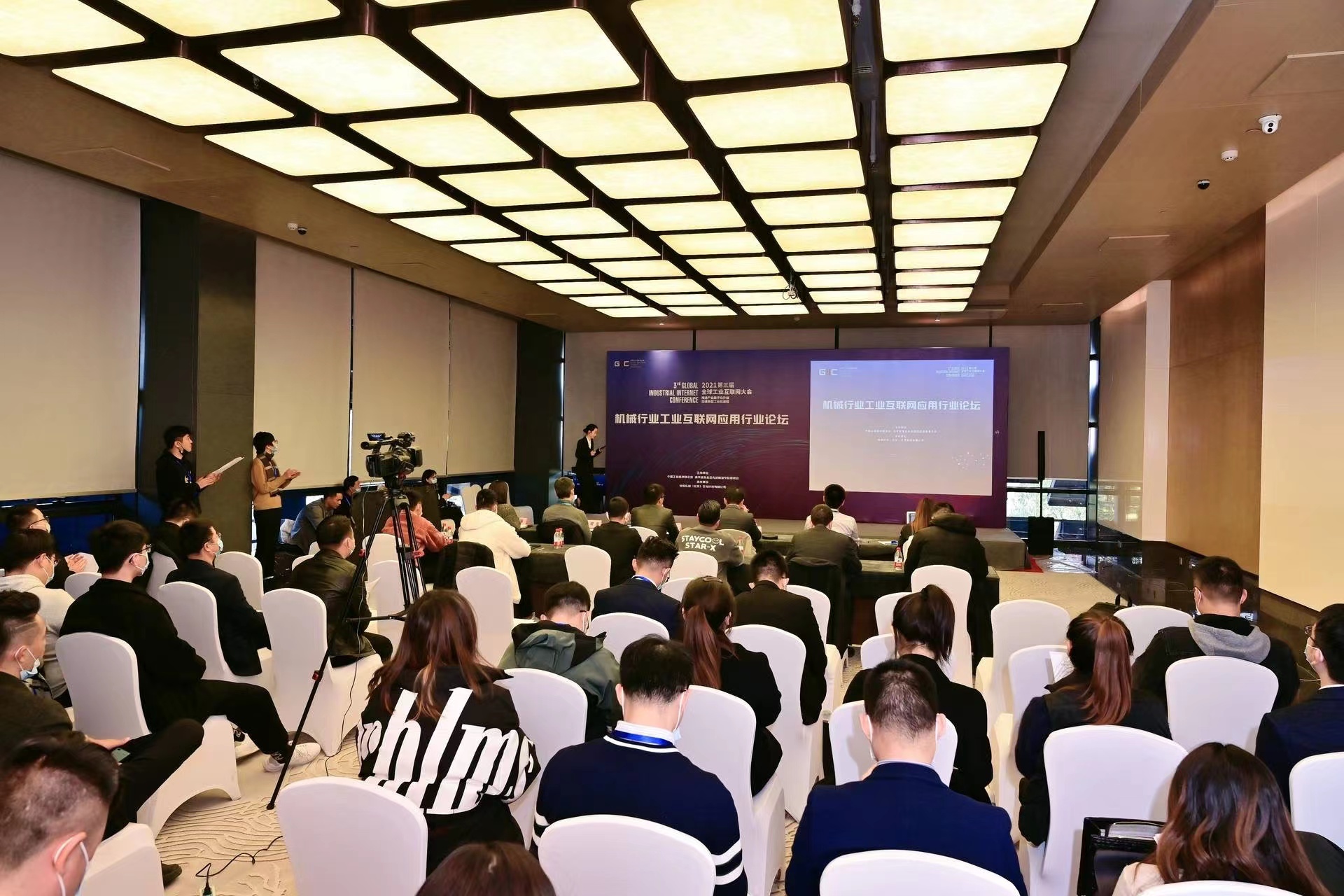 99499����˹(�й�)���޹�˾��ҳ